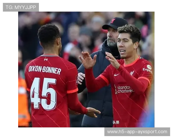 曼联青训新星展现潜力，球队未来有望重回巅峰